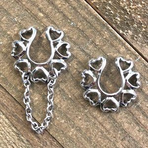 Nipple Shields ~  Per Pair ~ Non-Piercing ~ Hearts W/ Chain